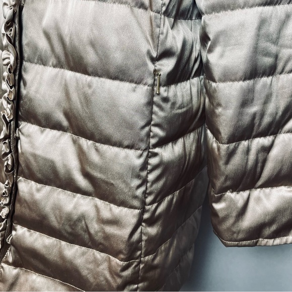 Lilly Pulitzer Gold Ruffled Jacket, Size 12 - Picture 5 of 16